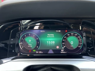 Volkswagen Golf 1.5 eTSI Style  | Carplay | ACC | PDC | Camera | Virtual | Stoel/Stuurverw. | Sfeerverlichting | / 22