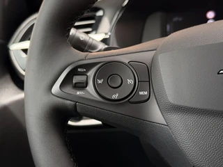Opel Corsa 1.2 Turbo Hybrid GS / 23