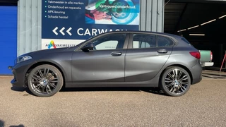 BMW 1 Serie 118i Executive / 5