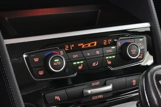 BMW 2-serie Gran Tourer 216i Business Edition Plus Trekhaak Stoelverwarming Head-Up Harman Kardon / 26