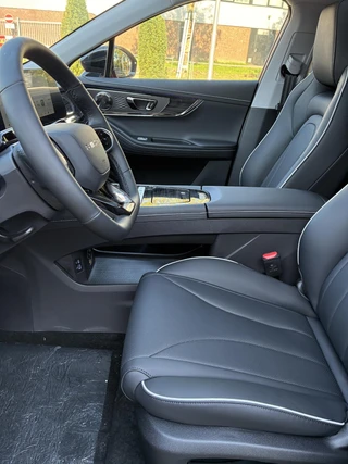 Omoda 5 EV Premium 61 kWh / 42