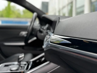 BMW 3 Serie 318i Executive Edition Sport Line I LED I Carplay I Sportstoelen / 31