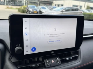 Toyota RAV4 2.5 Plug-in Hybrid AWD BI-TONE PLUS JBL-AUDIO NAVI HEAD-UP BLIND SPOT 360° CAMERA STOEL/STUURVERW EL-KLEP APPLE/ANDROID 1500KG TREKGEW KLASSE 3 ALARM 4S-BANDEN / 34