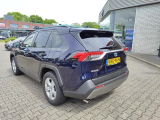 Toyota RAV4 2.5 HYBRID STYLE LEDER STOEL/STUURVERW PARK-SENSOREN EL-STOEL EL-ACHTERKLEP APPLE/ANDROID CAMERA CLIMA LED PRIVACY GLASS 17'' LM-VELGEN / 2