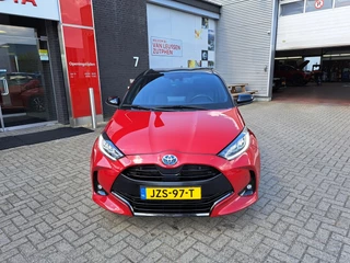 Toyota Yaris 1.5 HYBRID EXECUTIVE HEAD-UP STOELVERWARMING BI-TONE PARK-SENSOREN HALF-LEDER 17"LM-VELGEN PRIVACY-GLASS / 10
