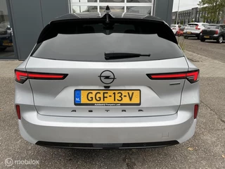 Opel Astra Sports Tourer 1.2 Turbo Hybrid GS 136 PK  AGR/NAV / 7