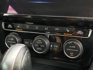 Volkswagen Arteon 2.0 TSI R-Line Business+ STOELVERWARMING - NAVI - ACC / 21