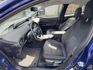 Toyota Prius 1.8 HYBRID FIRST EDITION NAVI STOELVERW AFN-TREKHAAK PARK-SENSOREN BSM CAMERA HUD BLUETOOTH / 11