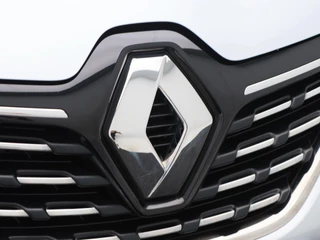 Renault Kadjar 1.3 140 Pk TCe Equilibre | Stoelverwarming | Camera | Cruise control | Climatronic | Navigatie | 17 Inch | 55.398 Km !! / 32