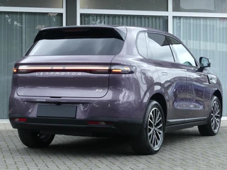Leapmotor B10 Design ProMax 67.1 kWh 218PK Automaat Navigatie, Rondomzichtcamera, Adaptieve Cruise Control, Climate Control, Panoramadak / 4