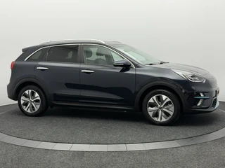 Kia e-Niro DynamicPlusLine 64 kWh SOH 95,4% | Trekhaak |Schuif/Kanteldak | Camera | Stoel/Stuurverwarming | Carplay&Android / 6