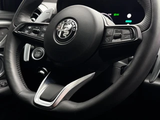 Alfa Romeo Tonale 1.5T Hybrid Veloce Leder + Memory | Alfa dealer onderhouden | Harman/Kardon | 360 Camera | Winter Pack / 17