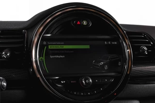 MINI Clubman 2.0 JCW ALL4 Chili  | S/K-Panodak | Adapt. Cruise | Stoelverw. | PDC | Camera | NAV + App.Connect | ECC | Harman Kardon | LM 19" | / 43