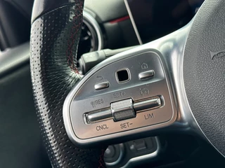 Mercedes-Benz A-klasse 200 AMG Edition Premium Plus * Camera * Carplay * 18 Inch / 27