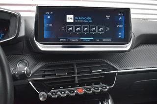 Peugeot 208 1.2 PURETECH ALLURE NAVI + APP CONNECT / ECC / PDC / LED PAKKET / 25