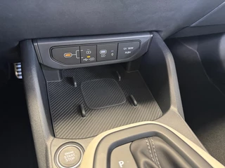 Kia K4 Sportswagon 1.0 T-GDi MHEV GT-Line Launch Edition (pano) Dodehoekassistentie | Kruisend verkeersassistentie achter | Uitstapwaarschuwing | Stoel + stuurwielverwarming / 24