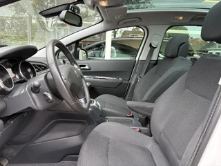 Peugeot 5008 1.2T 130pk Style 7p. | Dealeronderhouden | Trekhaak | Achteruitrijcamera | Panoramadak | Zeer nette staat / 21