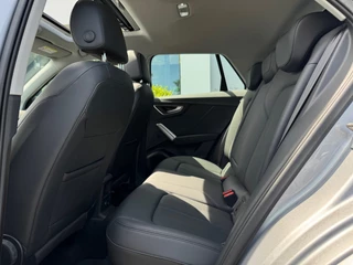 Audi Q2 35 TFSI * Panoramadak * Virtual Cockpit * Keyless * Leder / 6