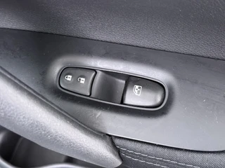 Nissan QASHQAI 1.2 N-Connecta  - 360 GR Camera - Panorama dak - Crfuise controle - climate controle - Virena Zekerheidspakket 895, - BOVAG Garantie / 43