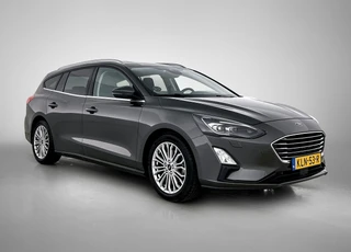 Ford Focus Wagon 1.5 EcoBoost Active Business Automaat | Adaptive Cruise | Stoelverwarming | Camera | Parkeersensoren | Trekhaak / 7