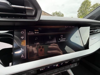 Audi A3 35 TFSI S-Line Automaat ACC B&O Black Style / 43