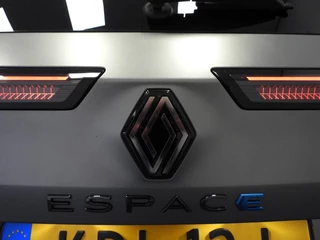Renault Espace E-Tech Hybrid 200 Esprit Alpine 4CONTROL NAVI/MATGRIJS/LED/20"LMV! / 37