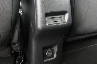 Opel Frontera Electric Edition 44 kWh Achteruitrijcamera Apple CarPlay SOH 100% / 31