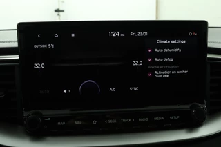 Kia ProCeed 1.5 T-GDi GT-Line AUTOMAAT  - Stoel/Stuur verwarming - Apple Carplay/Android Auto - Achteruitrij camera - Adaptieve cruise control - Navigatie - Fabrieksgarantie t/m 25-11-2031 / 55