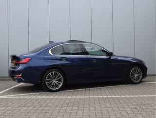 BMW 3 Serie 320i High Executive Edition  | Schuifdak | Leder | Camera | Org. NL / 5