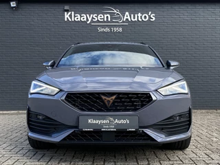 CUPRA Leon Sportstourer 1.4 e-Hybrid VZ Performance 245 pk  | 1e eigenaar | dealer onderh. | panoramadak | elektr. a. klep | kuipstoelen / 2