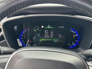 Toyota Corolla 1.8 Hybrid Business Plus / 12