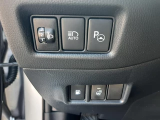 Toyota C-HR 1.8 Hybrid Business Plus ALL SEASONS STOEL/STUURVERW KEYLESS PARK-SENSOREN BLIND-SPOT LM-VELGEN DAB+ CAMERA / 13