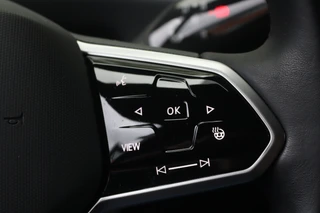 Volkswagen ID.7 Pro Business 77 kWh Leder/IQ.Light/360/Head-up/Discover Pro Max/Keyless/20"/Trekhaak wegkl. / 30