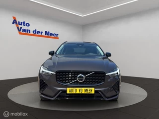 Volvo XC60 2.0 T6 Plug-in hybrid AWD Plus Dark / 8