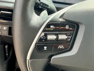 Kia EV6 77.4 kWh  | Afn. Trekhaak | SOH 100% | Half Leder | Adapt. Cruise | Stoel- en stuurverwarming | Apple/Android / 23