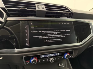 Audi Q3 35 TFSI Advanced Automaat | Parkeersensoren | Adaptive Cruise Control | Stoelverwarming | Apple CarPlay / 10