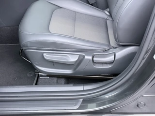 Kia Niro 1.6 GDi PHEV DynamicLine  - Apple Carplay/Android Auto - Adaptieve Cruise Control - Achtruitrijcamera - Naviigatie - Fabrieksgarantie t/m 2032 / 20