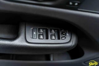 Volvo XC60 2.0 T8 Twin Engine AWD R-Design | Pano | Trekhaak zwenkbaar | Navi | Cam / 10