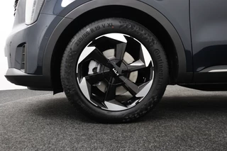 Kia Sorento 1.6 T-GDi Plug-in Hybrid 4WD ExecutiveLine 7p Nieuw en Direct leverbaar! - - Stoel/Stuurverwarming - 1700kg trekgewicht - Apple Carplay - Android Auto - Panorama Dak - - Fabrieksgarantie tot 2033 / 16