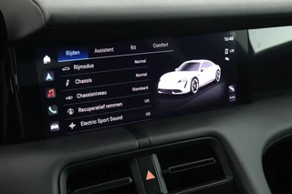 Porsche Taycan 4S Performance 493pk 84 kWh 90% SOH Warmtepomp Sportstoelen BOSE Camera Stoelverwarming Panoramadak / 28