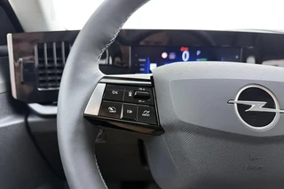 Opel Astra Electric 54 kWh Business Edition / 18