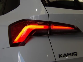 Skoda Kamiq 1.0 TSI G110pk DSG-7 Monte Carlo / 11