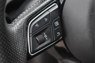Audi A3 Sportback 1.5 TFSI CoD Sport S Line Edition 150 pk  | NL-Auto | Open dak | Carplay | Adapt.Cruise Control | Navi | Full LED | Onderh.historie / 41