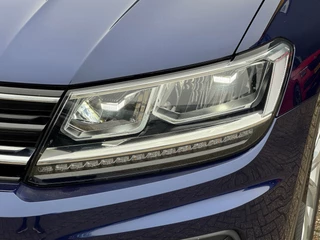 Volkswagen Tiguan 1.4 TSI Comfortline * Navigatie * Virtual Cockpit * Led * Lichtmetalen Velgen * / 12