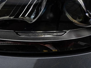 Mercedes-Benz C-klasse Estate 180 Premium | LED | Trekhaak | Camera | Apple CarPlay/Android Auto | Stoelverwarming | Dodehoekdetectie | Dealeronderhouden / 44