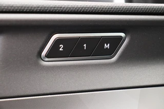 Lynk & Co 01 1.5 261PK Plug-in Hybrid Pano/dak Apple/Carplay Adaptive/Cruise / 30