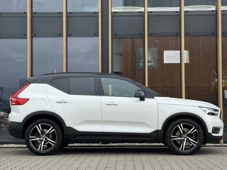 Volvo XC40 1.5 T5 Twin Engine R-Design | SOH 89% | Panoramadak | Camera | / 11