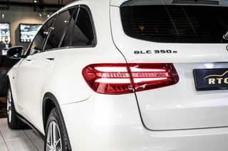 Mercedes GLC-klasse 350e 4MATIC AMG Premium Plus|Pano|verkoeling|Trekhaak|Leder / 14