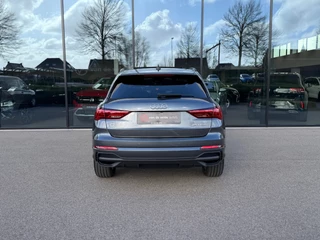 Audi Q3 45 TFSI e S-line Panoramadak | Leder | Sonos | Carplay | Led | Camera | Dode hoek | Elek. achterklep | Rijklaar incl. garantie / 36