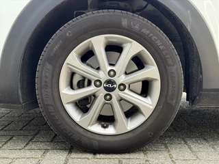 KIA Stonic 1.0 T-GDi 100pk DynamicPlusLine / 21